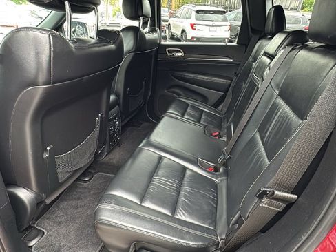 Used 2015 Jeep Grand Cherokee Limited w/ Trailer Tow Group IV AWD/4WD image 12