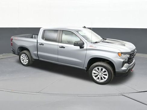 Used 2023 Chevrolet Silverado 1500 LT Trail Boss AWD/4WD image 64