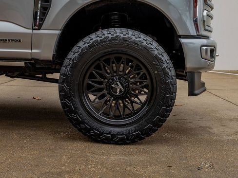 Used 2024 Ford F250 Limited w/ FX4 Off-Road Package image 12