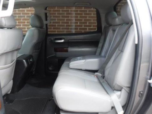 Used 2012 Toyota Tundra Limited w/ Platinum Pkg image 14