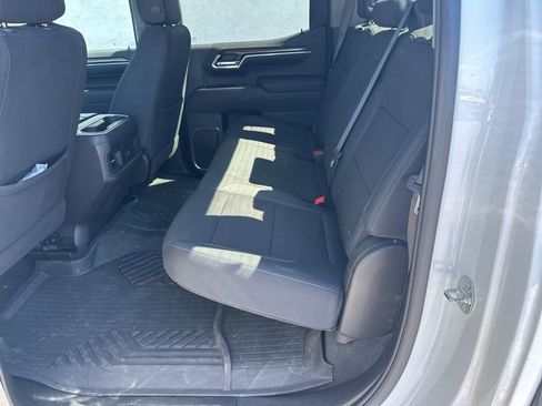 Used 2024 Chevrolet Silverado 1500 LT Trail Boss w/ Protection Package AWD/4WD image 9