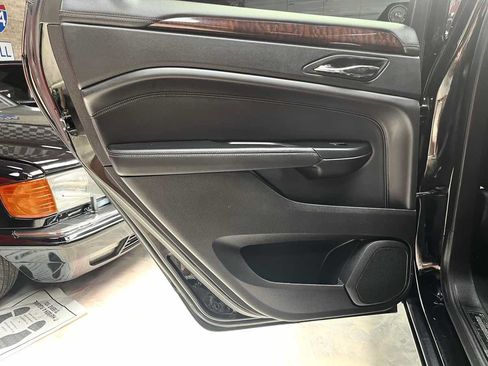 Used 2016 Cadillac SRX Luxury FWD image 15
