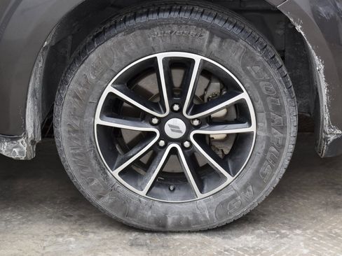 Used 2018 Dodge Journey SXT w/ Blacktop Package image 4