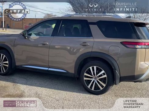 Used 2024 Nissan Pathfinder Platinum w/ Cargo Package image 6