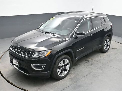 Used 2018 Jeep Compass Limited AWD/4WD image 27