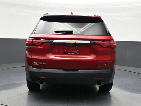 Used 2024 Chevrolet Traverse LT FWD image 4