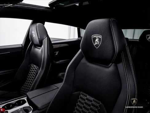 Used 2024 Lamborghini Urus S AWD/4WD image 30