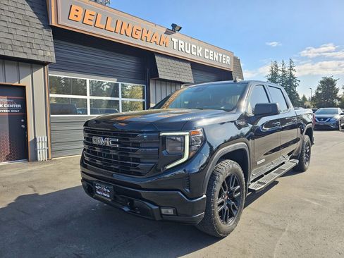 Used 2022 GMC Sierra 1500 Elevation w/ LPO, Elevation Black Package image 1