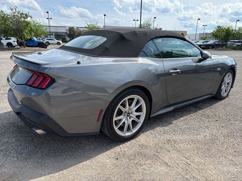 Used 2025 Ford Mustang GT Premium RWD image 13