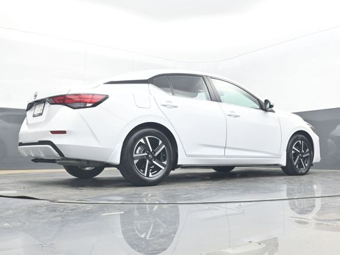 Used 2025 Nissan Sentra SV w/ All-Weather Package image 27