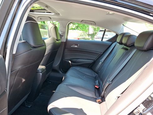 Used 2022 Acura ILX w/ Premium Package FWD image 5