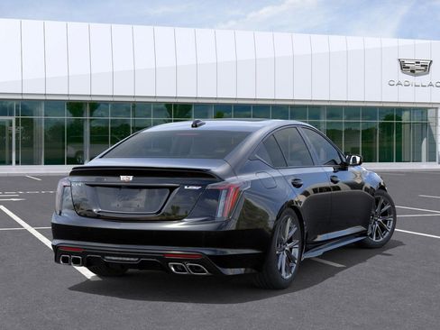 New 2026 Cadillac CT5 V image 4