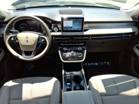 Certified 2022 Lincoln Corsair AWD w/ Premium Package image 13