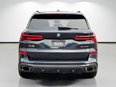 Used 2024 BMW X5 sDrive40i w/ M Sport Package RWD image 4