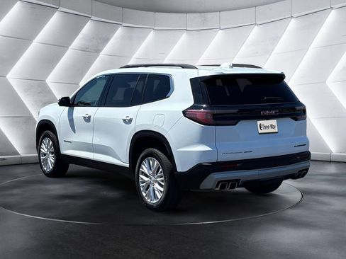 Certified 2024 GMC Acadia Elevation AWD/4WD image 3