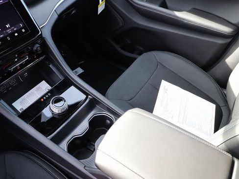 New 2025 Jeep Grand Cherokee L Laredo image 26