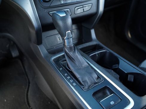 Used 2017 Ford Escape SE FWD image 33