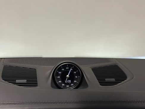 Certified 2024 Porsche Cayenne S AWD/4WD image 21