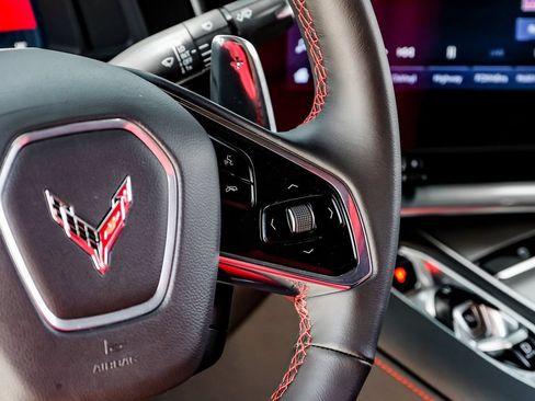 Used 2024 Chevrolet Corvette Z06 RWD image 15