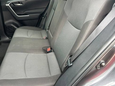 Used 2025 Toyota RAV4 XLE FWD image 9