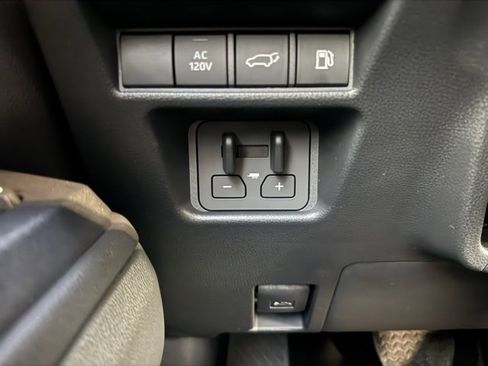 Certified 2025 Toyota Land Cruiser Base image 33