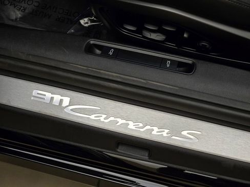 Used 2020 Porsche 911 Carrera S image 33