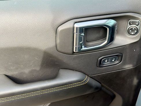 Used 2025 Jeep Wrangler Sahara 4xe image 18