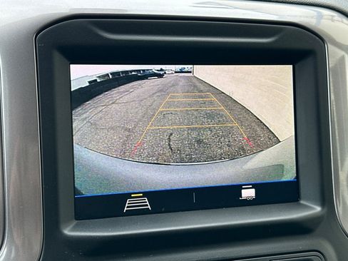 Certified 2022 Chevrolet Silverado 1500 Custom image 25