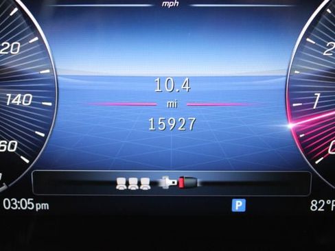 Used 2025 Mercedes-Benz GLE 450 4MATIC Coupe w/ Acoustic Comfort Package image 3