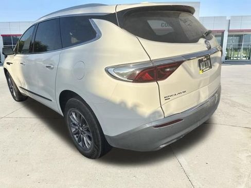 Used 2023 Buick Enclave Premium AWD/4WD image 11