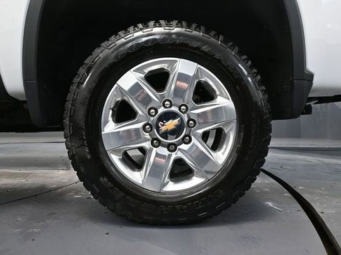 Used 2023 Chevrolet Silverado 3500 LTZ w/ LTZ Premium Package image 16