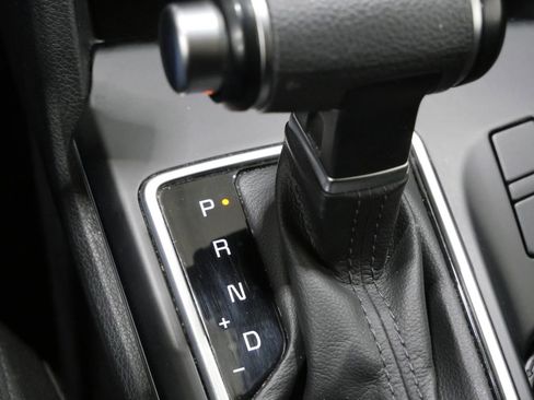 Used 2024 Kia Sportage LX FWD image 23