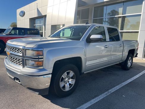 Used 2015 Chevrolet Silverado 1500 LT w/ Trailering Package image 3