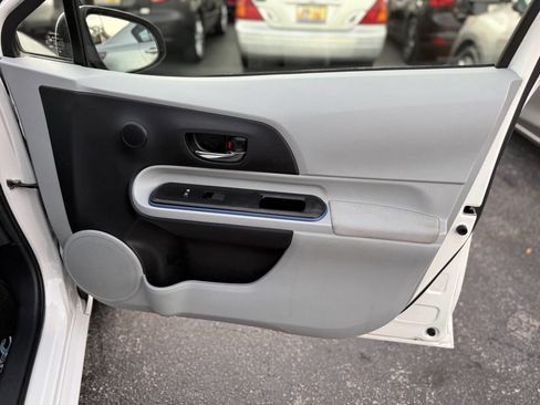 Used 2012 Toyota Prius C Three image 23