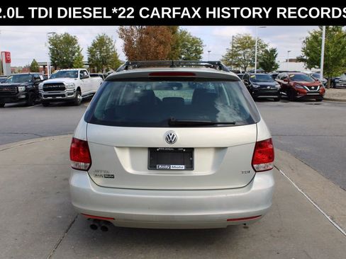 Used 2011 Volkswagen Jetta TDI image 8