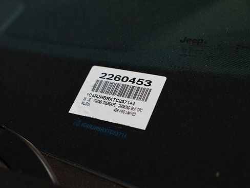 New 2026 Jeep Grand Cherokee Limited AWD/4WD image 38