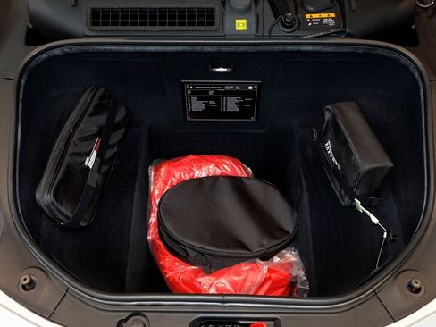 Used 2024 Ferrari 296 GTS image 39