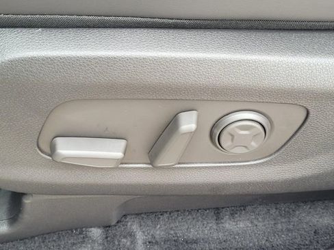 New 2026 Kia Carnival SX FWD image 10