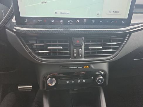 Used 2024 Ford Escape ST-Line w/ Tech Pack #1 AWD/4WD image 13