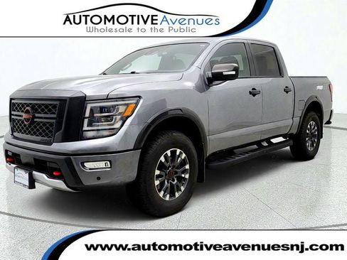 Used 2024 Nissan Titan PRO-4X w/ Pro-4x Convenience Package AWD/4WD image 1