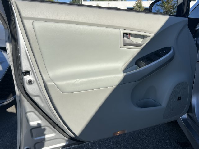 Used 2015 Toyota Prius Four FWD image 10
