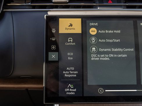 Used 2025 Land Rover Range Rover Long Wheelbase SE image 20