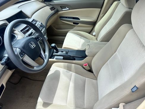 Used 2009 Honda Accord LX image 5