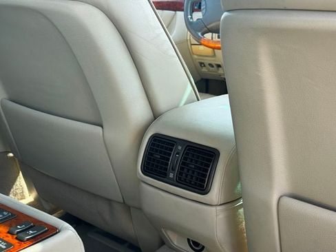 Used 2004 Lexus LS 430 RWD image 17