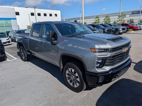 Certified 2024 Chevrolet Silverado 2500 Custom w/ Custom Value Package image 2