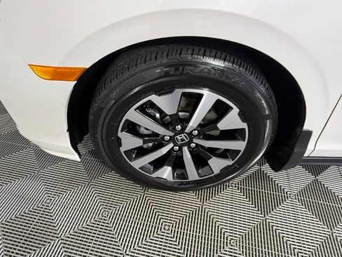 Used 2025 Honda Odyssey EX-L image 12
