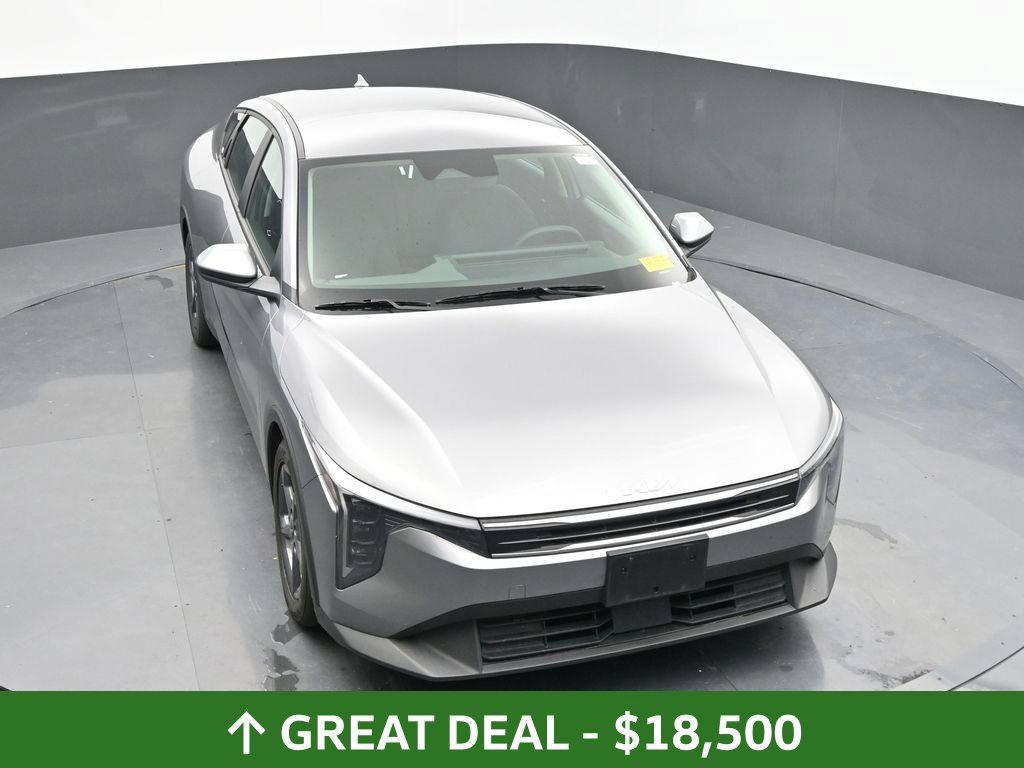 Used 2025 Kia K4 FWD image 30