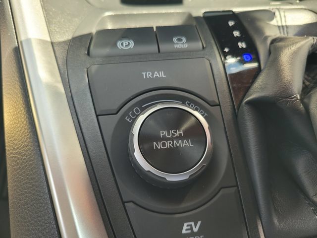 Used 2024 Toyota RAV4 XLE w/ Convenience Package AWD/4WD image 26