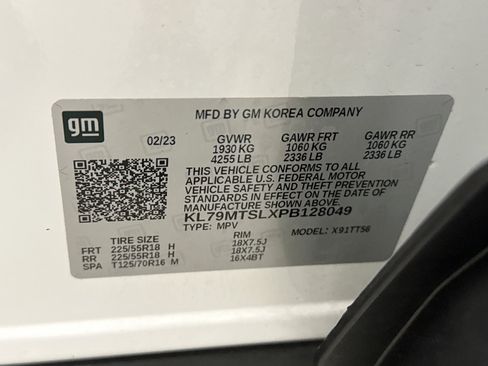 Used 2023 Chevrolet TrailBlazer RS w/ Sun and Liftgate Package FWD image 11
