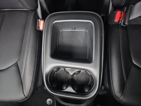 New 2026 Chrysler Voyager LX image 32